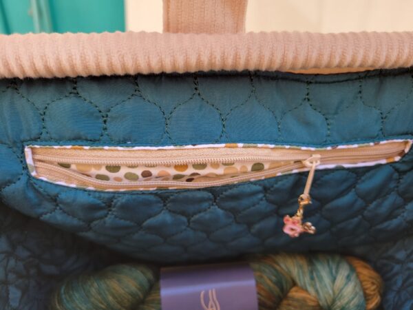 Sacs à projets et accessoires pour tricot crochet broderie en velours rose et motifs confettis