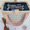 Sacs à projets et accessoires pour tricot crochet broderie en velours rose et motifs confettis