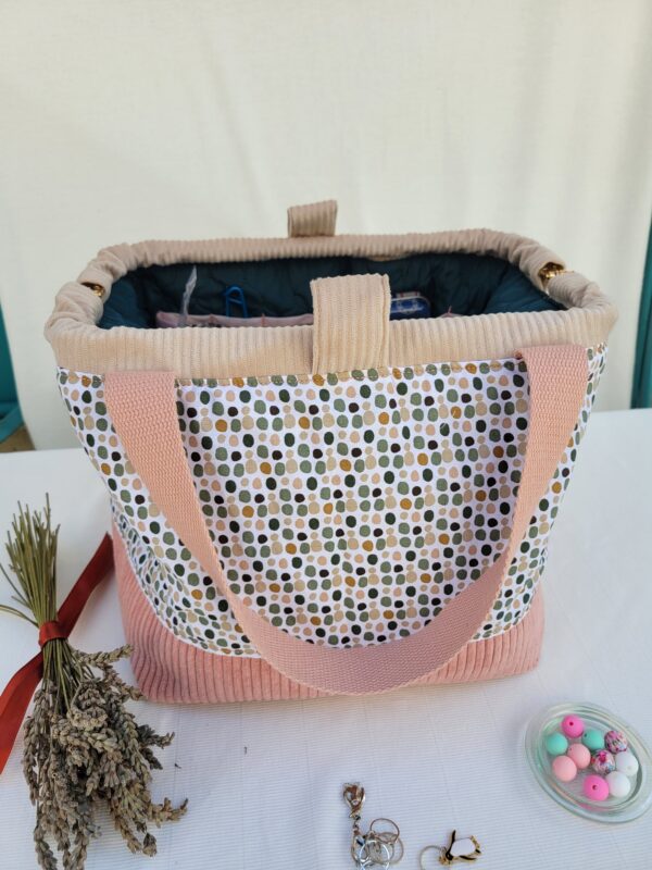 Sacs à projets et accessoires pour tricot crochet broderie en velours rose et motifs confettis