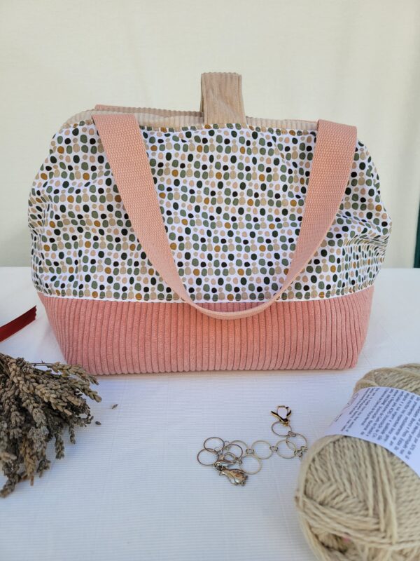 Sacs à projets et accessoires pour tricot crochet broderie en velours rose et motifs confettis