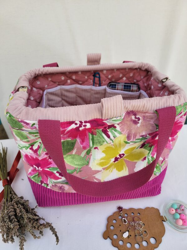 Sacs à projets et accessoires pour tricot crochet broderie rouge fleuri rose