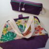 Sac à projets et trousse berlingot assortie en velours violet et coton motifs hibiscus
