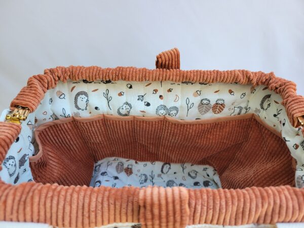 Sac-hérissons4 Sacs à projets et accessoires pour tricot crochet broderie motifs hérissons