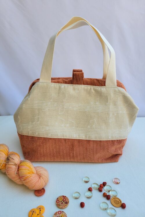 Sac-musique4 Sacs à projets et accessoires pour tricot crochet broderie motifs notes de musique