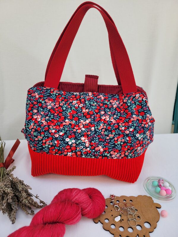 Sacs à projets et accessoires pour tricot crochet broderie rouge fleuri cerise