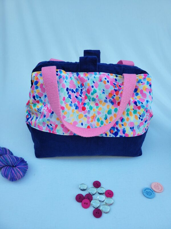 Sac_bleu_rose4 sac à projet tricot crochet broderie bleu rose