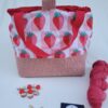 Sac_fraise1 sac à projet tricot crochet broderie fraises