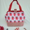 Sac_fraise5 sac à projet tricot crochet broderie fraises