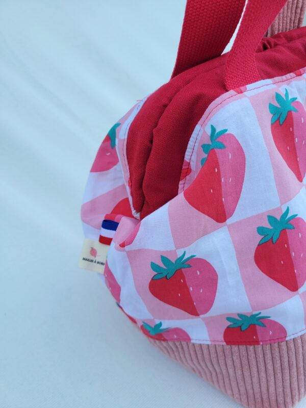 Sac_fraise6 sac à projet tricot crochet broderie fraises