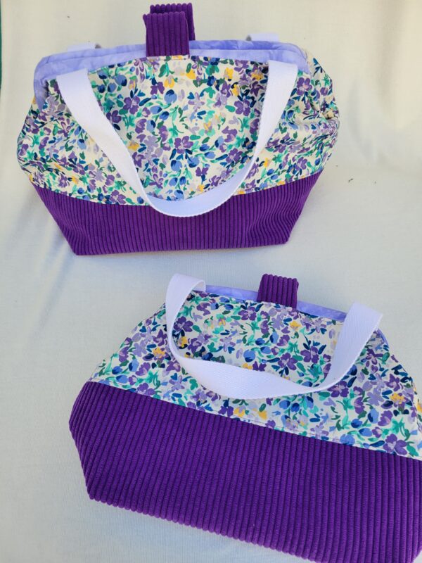 Sac à projets petit format fleurs violettes