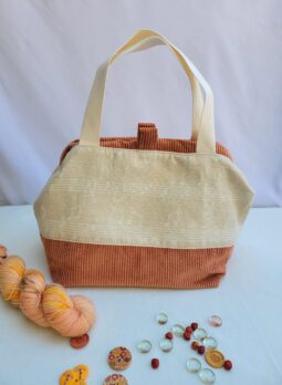 Sacs à projets et accessoires pour tricot crochet broderie motifs notes de musique
