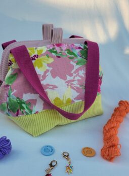 Petit sac à projet tricot crochet broderie velours fleuri