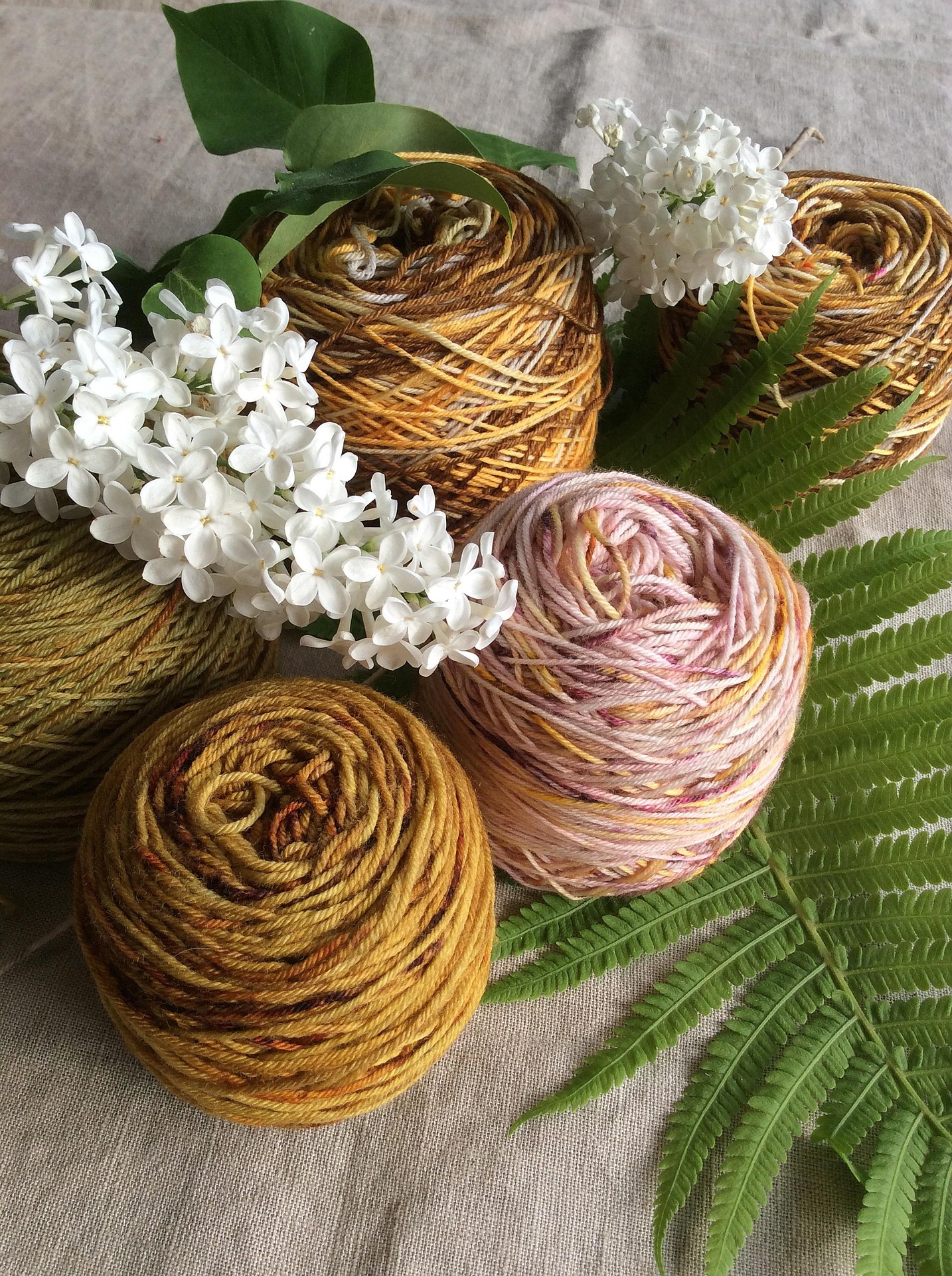 moih55-ball-of-wool-5399959_1920