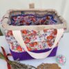 sac-fleurs-violettes4 Sac à projet tricot crochet broderie velours violet et fleurs