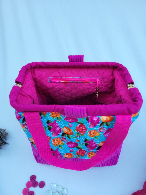 sac à projet tricot crochet broderie fuschia