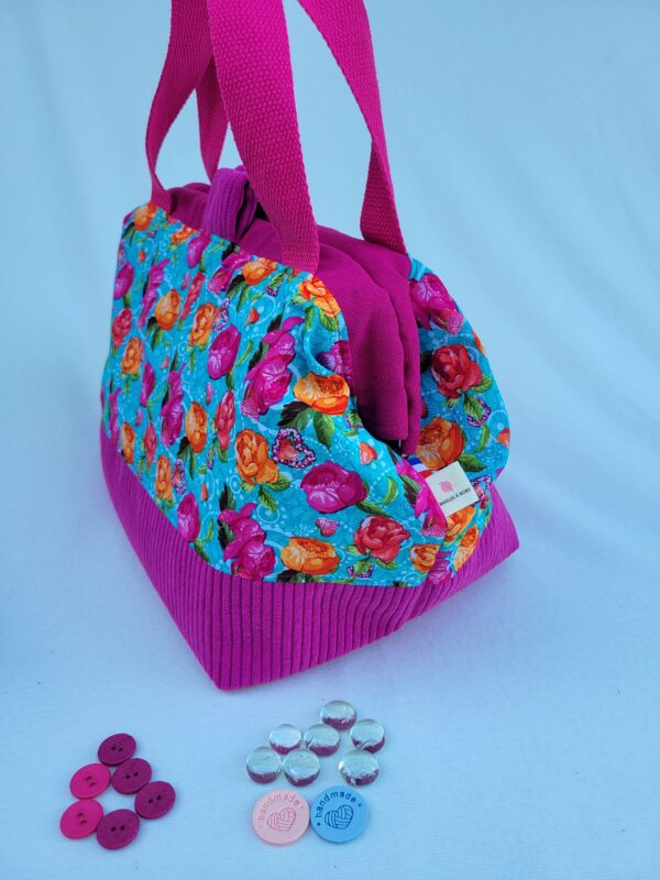 sac à projet tricot crochet broderie fuschia