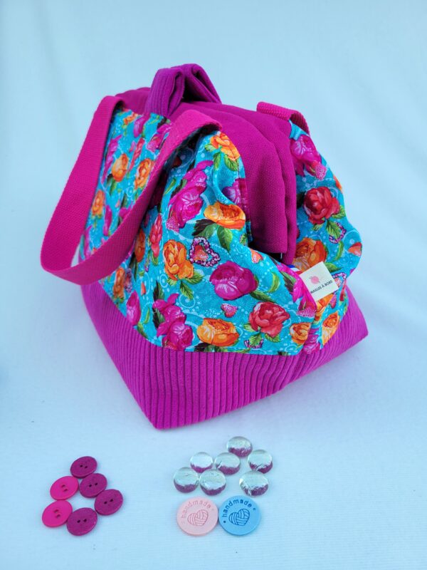 sac à projet tricot crochet broderie fuschia