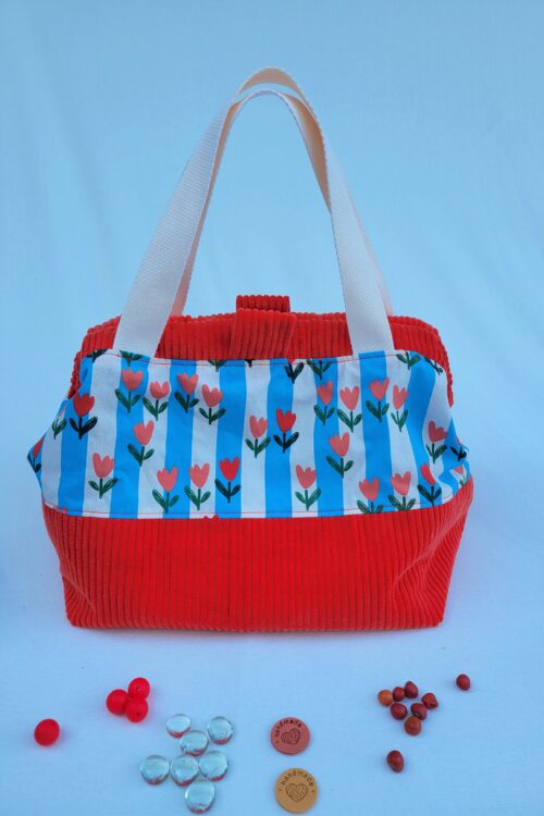 sac_tulipes1 sac à projet tricot crochet broderie fleurs tulipes