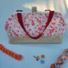 très-grand-sac-fermé1 grand sac à projet tricot crochet broderie velours doré et tissu fleuri